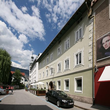Gasthof Einhorn Schaller Швац Екстериор снимка